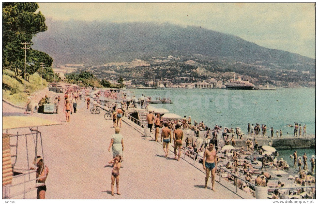 yalta beach
