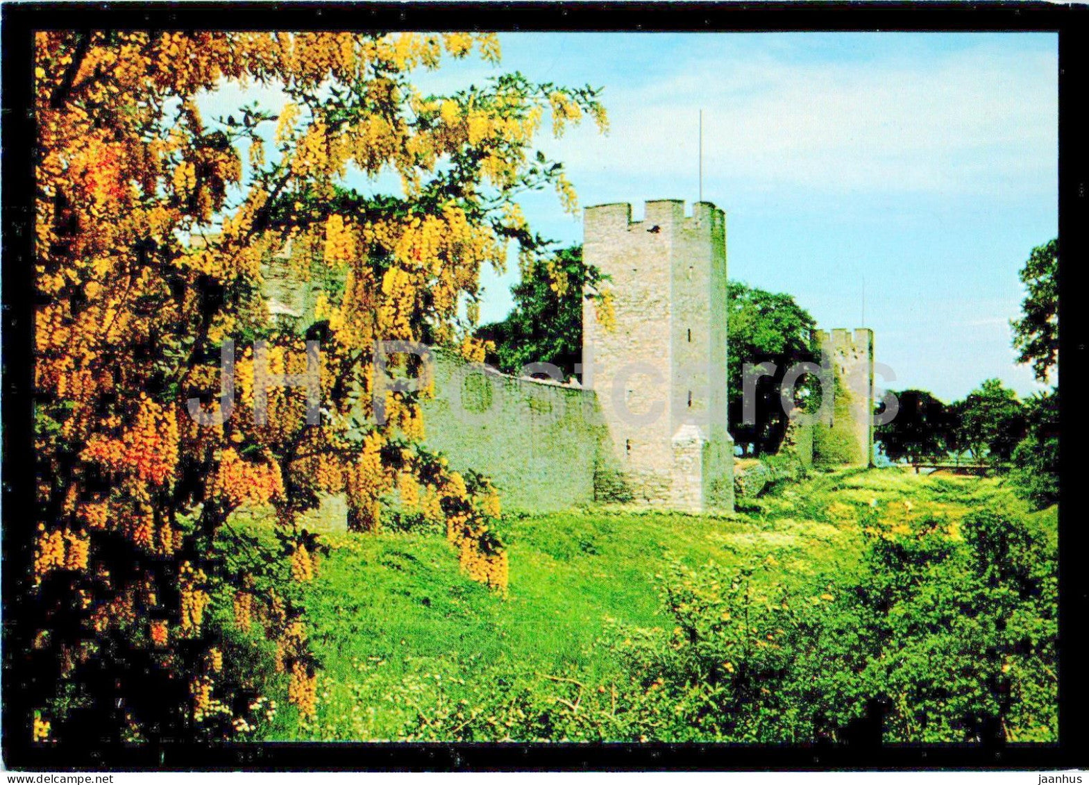 Ringmuren vid Nordergravar - The ring wall at Nordergravar - 109 - Sweden - unused - JH Postcards