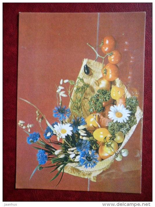 Greeting Card - cornflower - tomato - daisies - flowers - 1981 - Estonia USSR - unused - JH Postcards