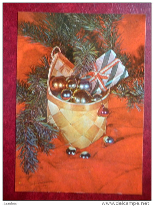 New Year Greeting card - decorations - gifts - 1982 - Estonia USSR - unused - JH Postcards