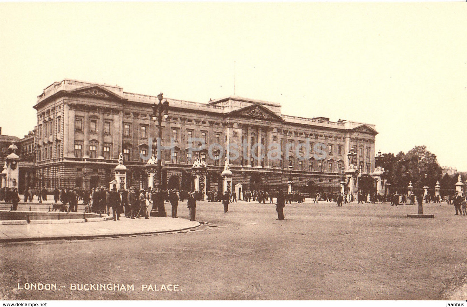 London - Buckingham Palace - Lesco Series - old postcard - England - United Kingdom - unused - JH Postcards