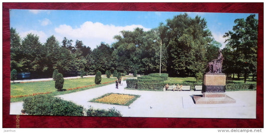 Monument to Fr. R. Kreutzwald in Kadriorg - Tallinn - 1969 - Estonia - USSR - unused - JH Postcards