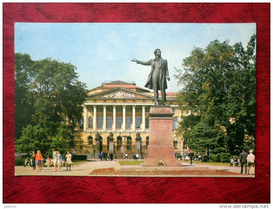 Leningrad - St- Petersburg - Russian Museum - Monument to Pushkin - 1970 - Russia - USSR - unused - JH Postcards