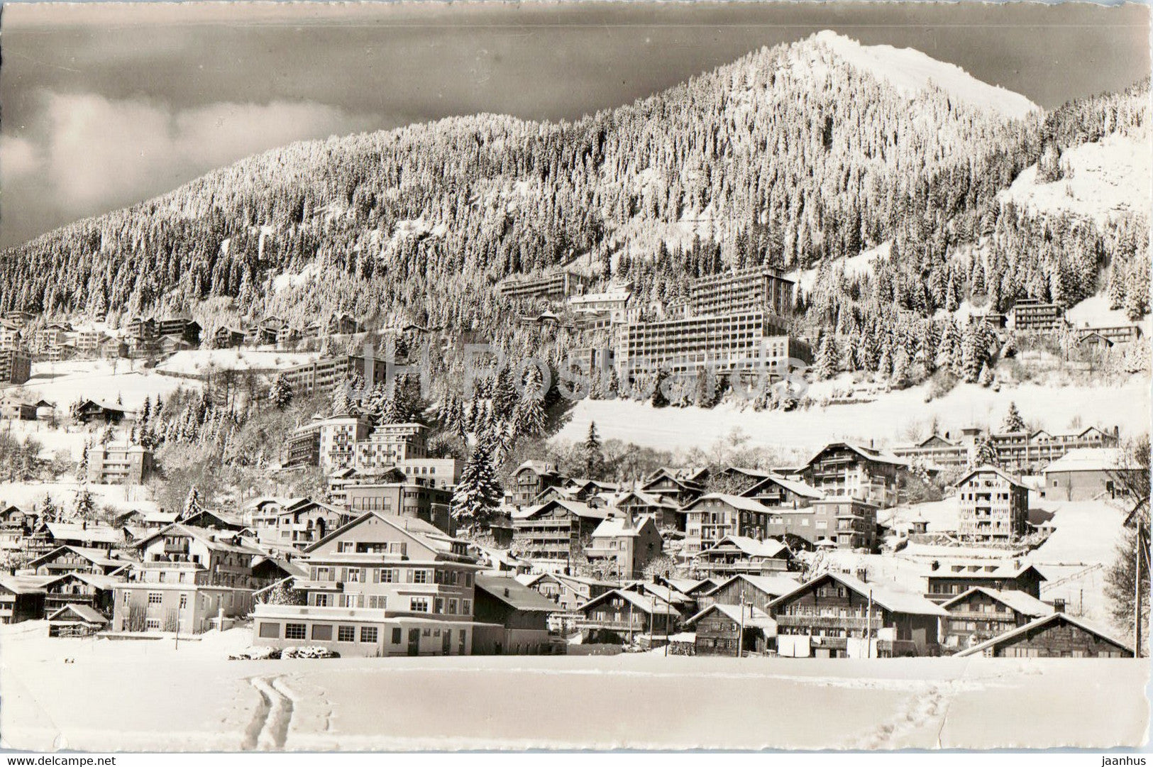 Leysin en hiver - 507 - 1952 - old postcard - Switzerland - used - JH Postcards