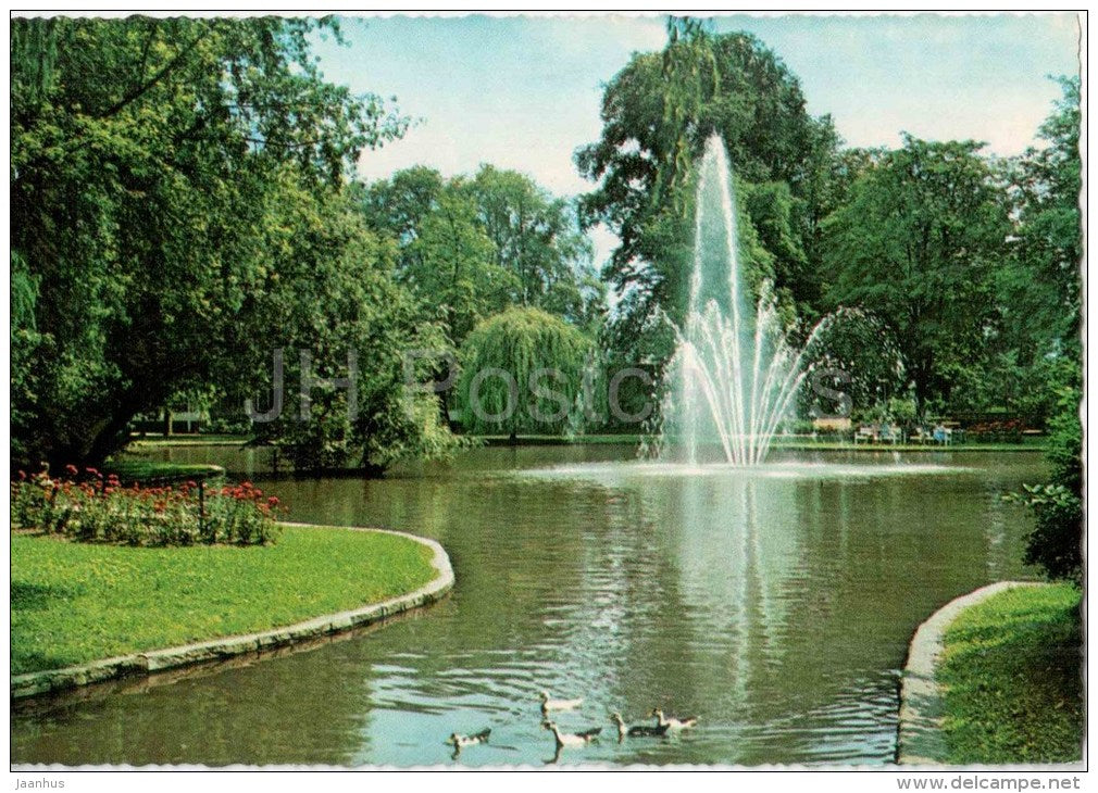 Bad Hersfeld - Partie im Kurpark - fountain - 721/2 - Germany - ungelaufen - JH Postcards