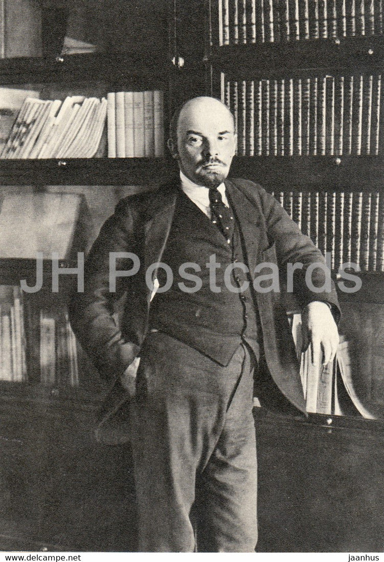 Vladimir Lenin - Lenin in his study in Kremlin , 1918 - 1965 - Russia USSR - unused - JH Postcards