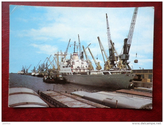 Im Überseehafen - ship Edgar Andre - Rostock - sent from DDR Germany to Estonia SSR in 1973  - used - JH Postcards