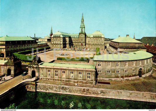 Copenhagen - Kobenhavn - Christiansborg slot - Ridebanen - Facing the Riding Ground - castle - 1101 - Denmark - unused - JH Postcards