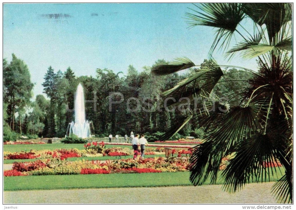 Bad Lippspringe - Fontäne im Kaiser-Karls-Park - fountains - Lip 523 - 1974 gelaufen - JH Postcards