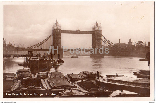 London - The Pool & Tower Bridge - old postcard - 1930 - United Kingdom - England - used - JH Postcards