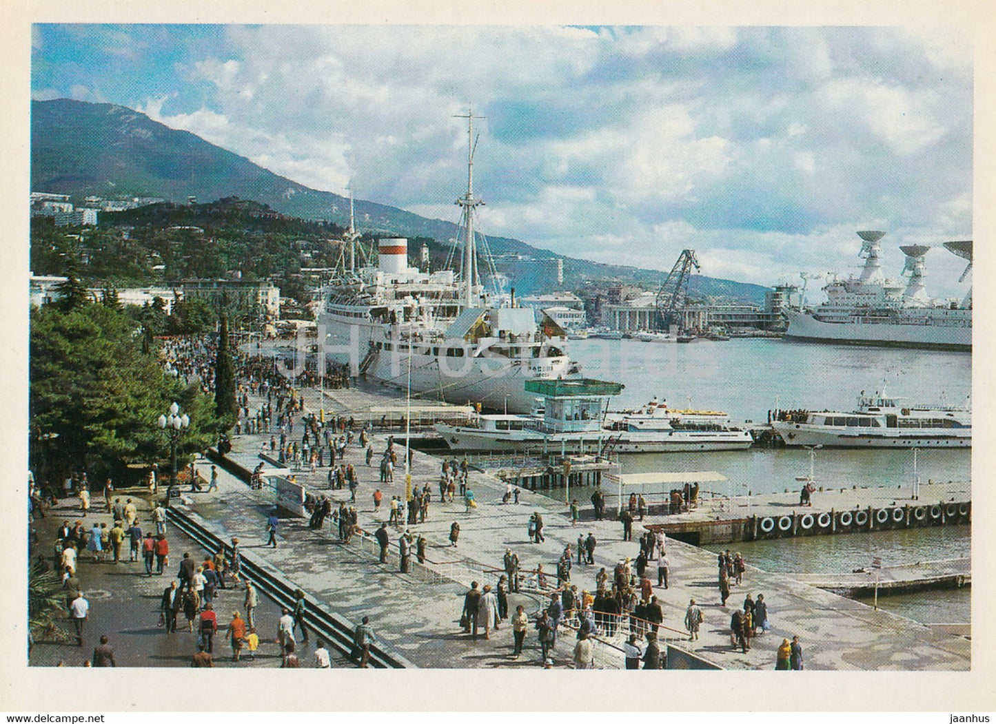 Yalta - sea port - ship - Crimea - 1981 - Ukraine USSR - unused - JH Postcards