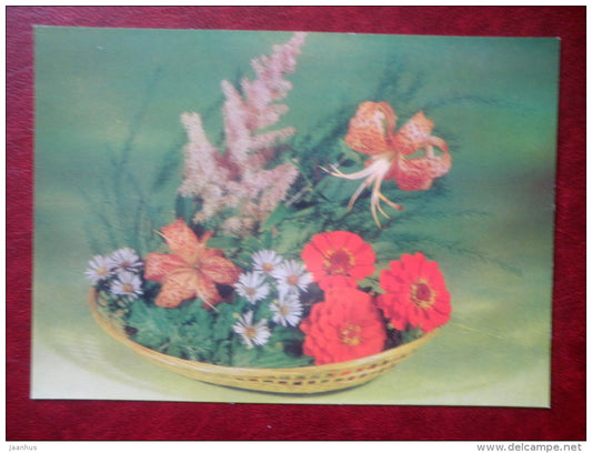 Greeting Card - lily - daisy - flowers - 1984 - Russia USSR - used - JH Postcards