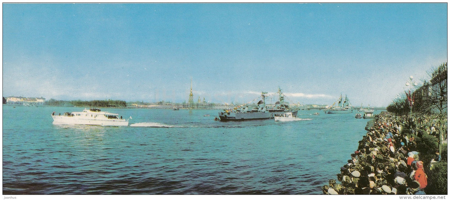 a festive occasion on the USSR Navy Day on the Neva - warship - Leningrad - St. Petersburg - 1967 - Russia USSR - unused - JH Postcards