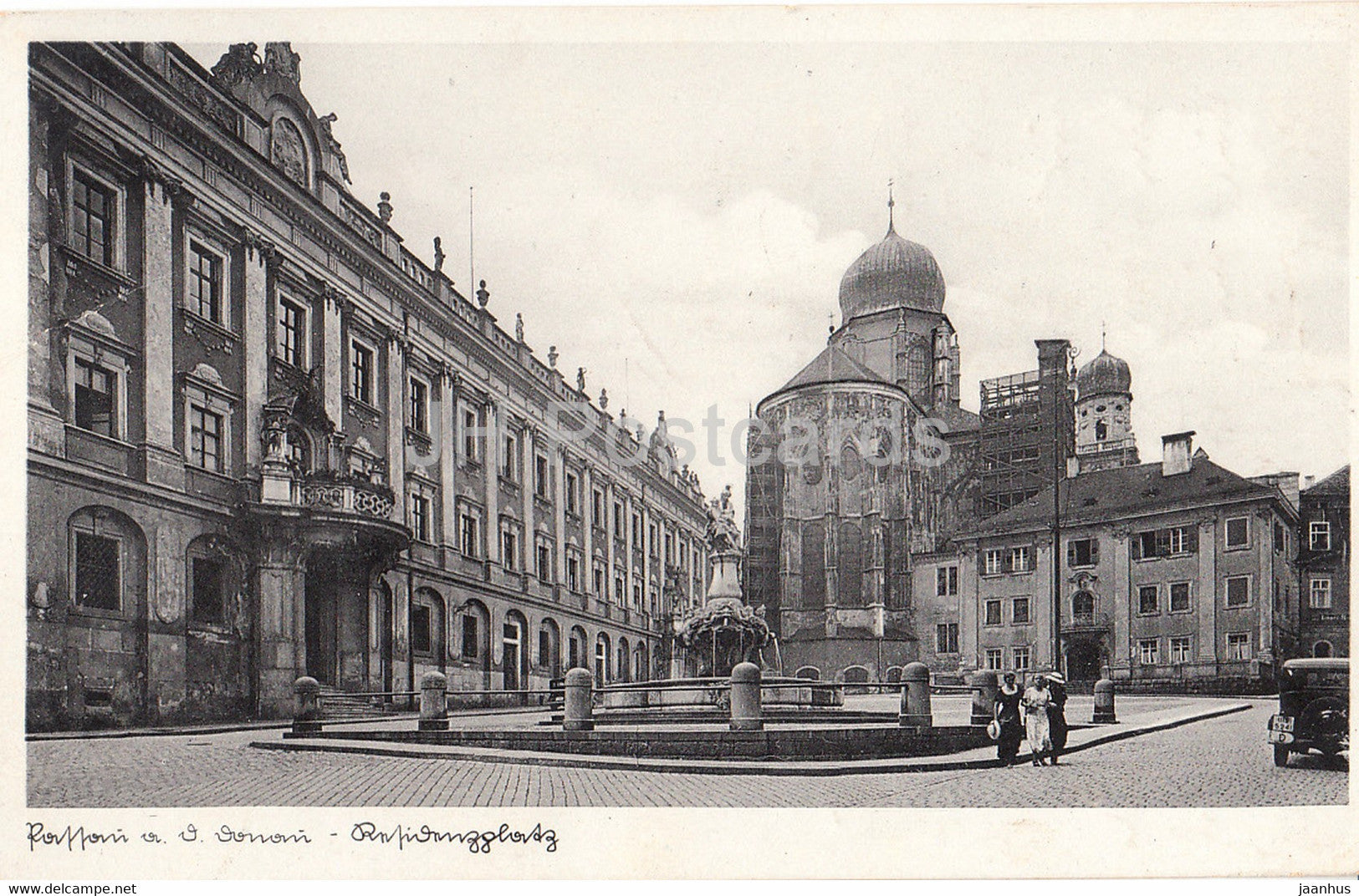 Passau - Residenzplatz - 67417 - old postcard - Germany - used - JH Postcards