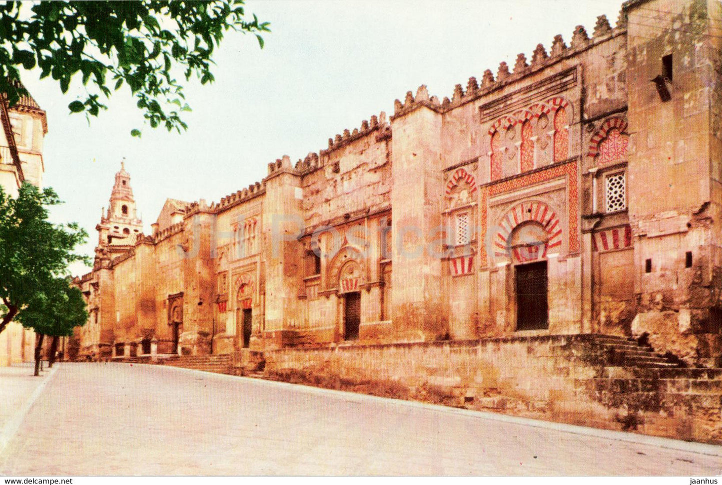 Cordoba - Murallas exteriores de la Mezquita - Exterior walls of the Mosque - 8 - Spain - unused - JH Postcards