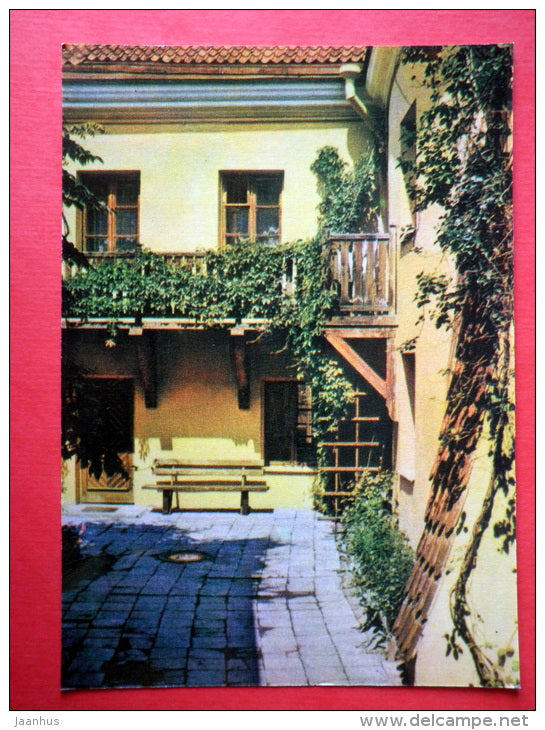 A Yard in the Old Town - Vilnius Old Town - 1981 - Lithuania USSR - unused - JH Postcards