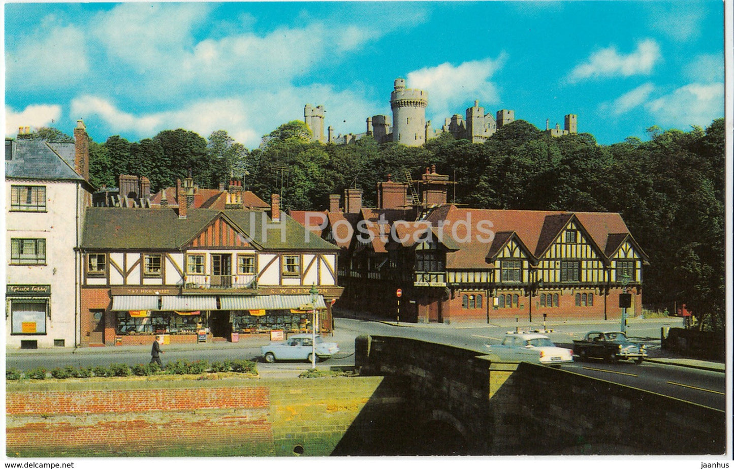 Arundel - car - PT3261 - United Kingdom - England - unused - JH Postcards