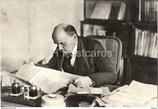 Vladimir Lenin - Lenin in his study in Kremlin , October 1918 - 1965 - Russia USSR - unused - JH Postcards