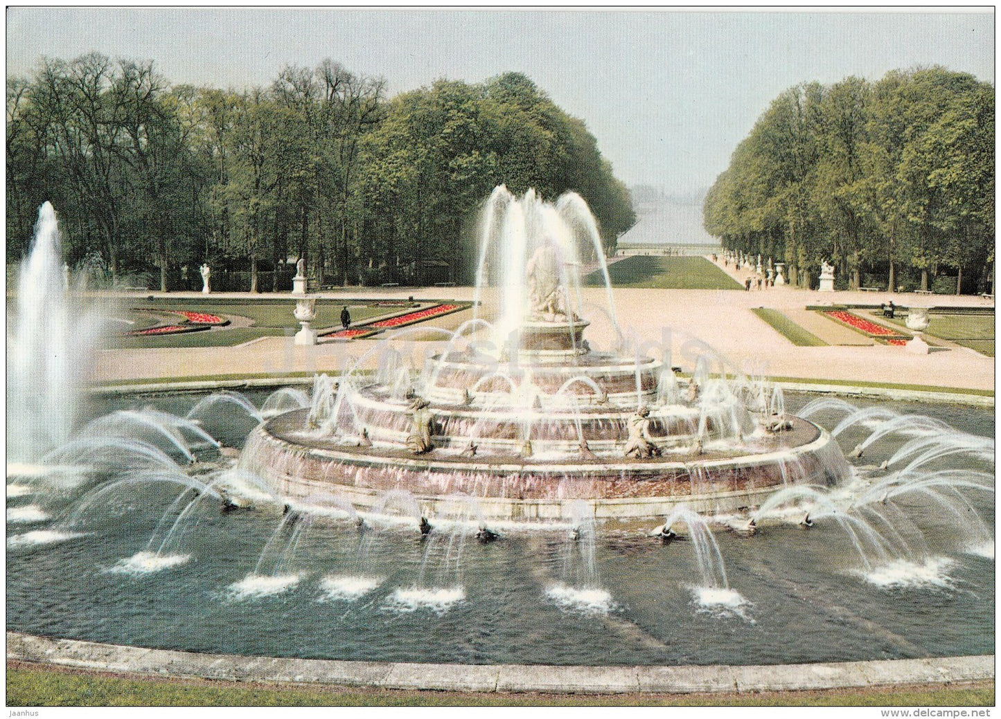 Versailles - Bassin de Latone , Grandes Eaux - Latone´s Basin , Fountains Playing - France - unused - JH Postcards