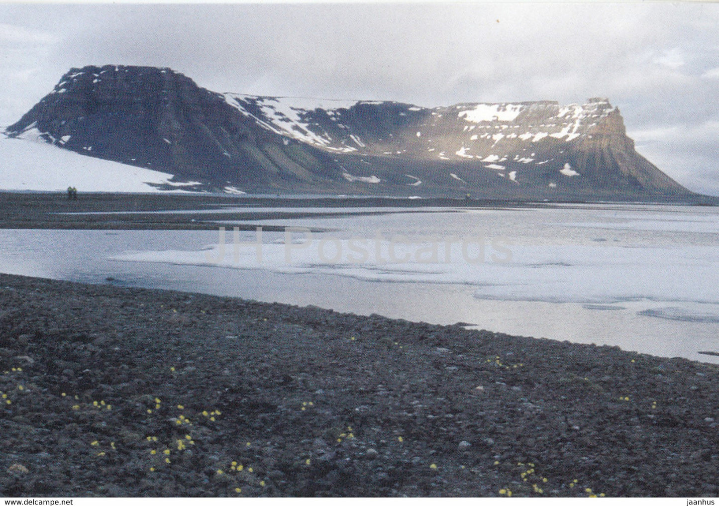 Bell Island - Franz Joseph Land - View across lagoon near Eira Lodge - Russia - unused - JH Postcards