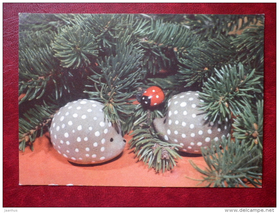 New Year Greeting card - hedgehogs - ladybug - 1970 - Estonia USSR - used - JH Postcards