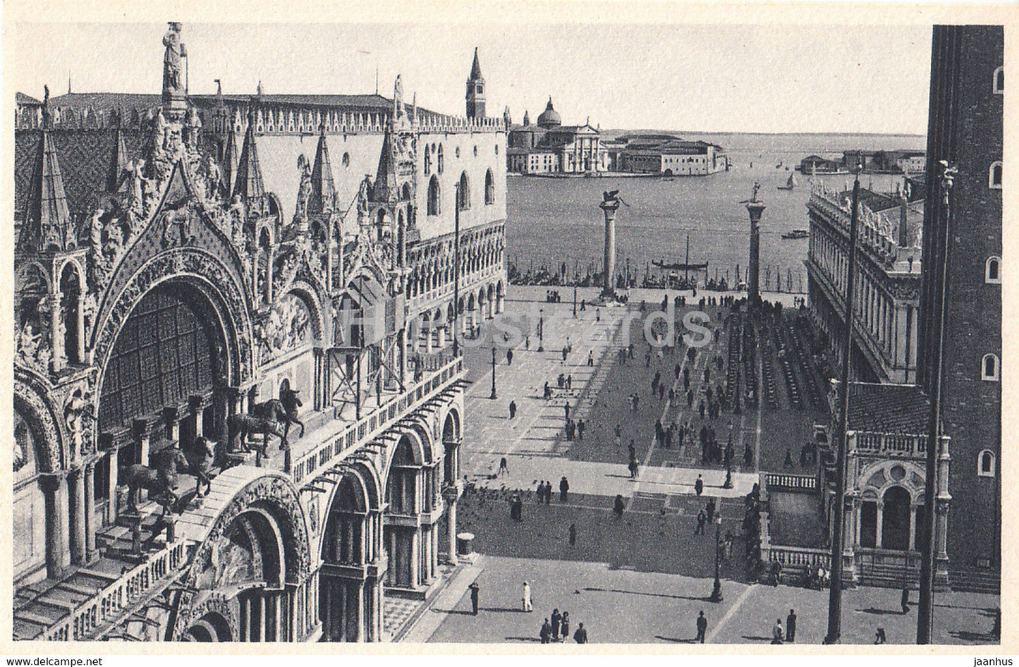 Venezia - Vendig - Venice - Chiesa e Piazza S Marco - Church and Square of St Mark - old postcard - Italy - unused - JH Postcards