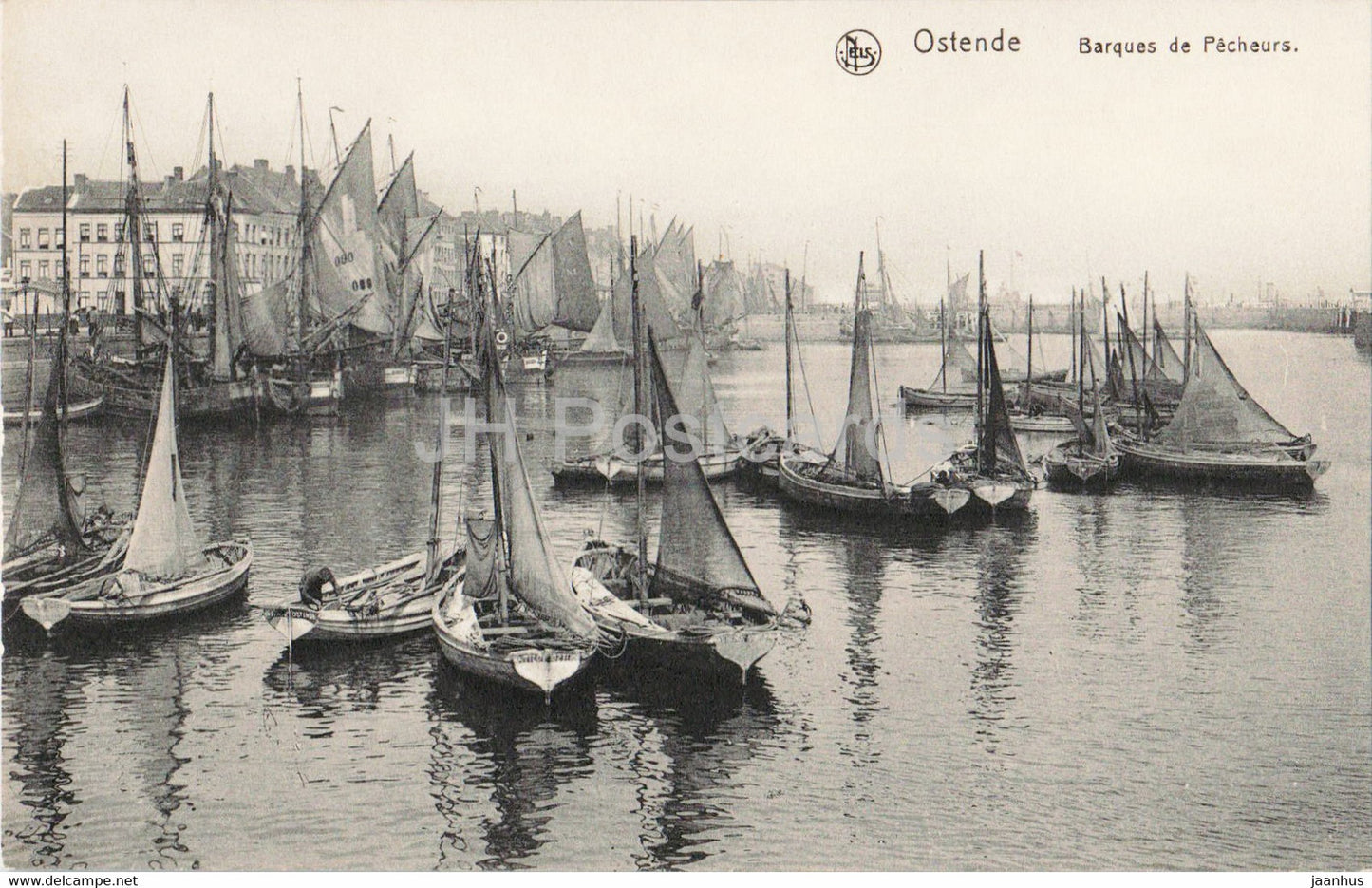 Ostende - Oostende - Barques de Pecheurs - boat - ship - 65 - old postcard - Belgium - unused - JH Postcards