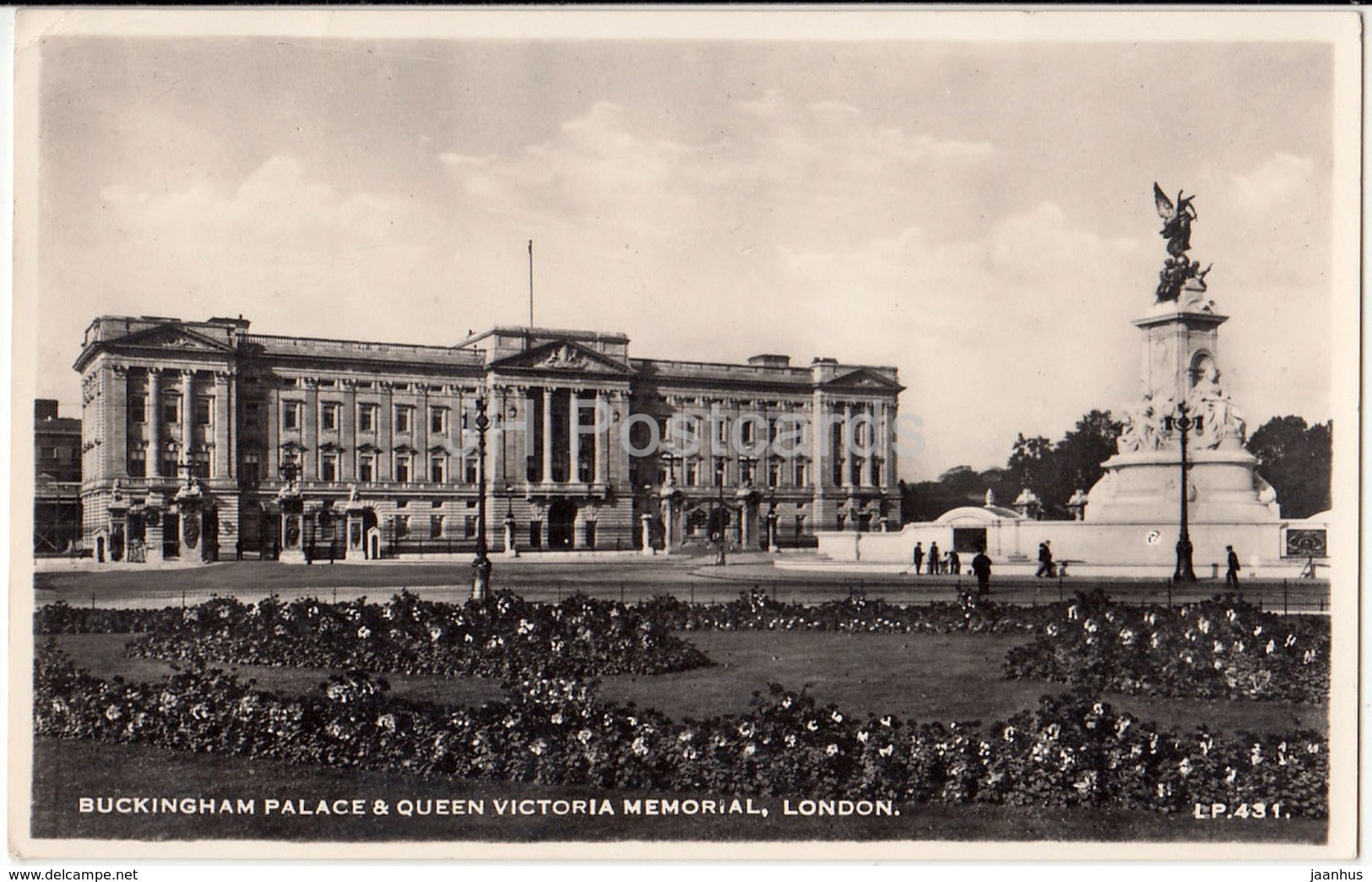 London - Buckingham Palace & Queen Victoria Memorial - LP.431 - 1953 - United Kingdom - England - used - JH Postcards