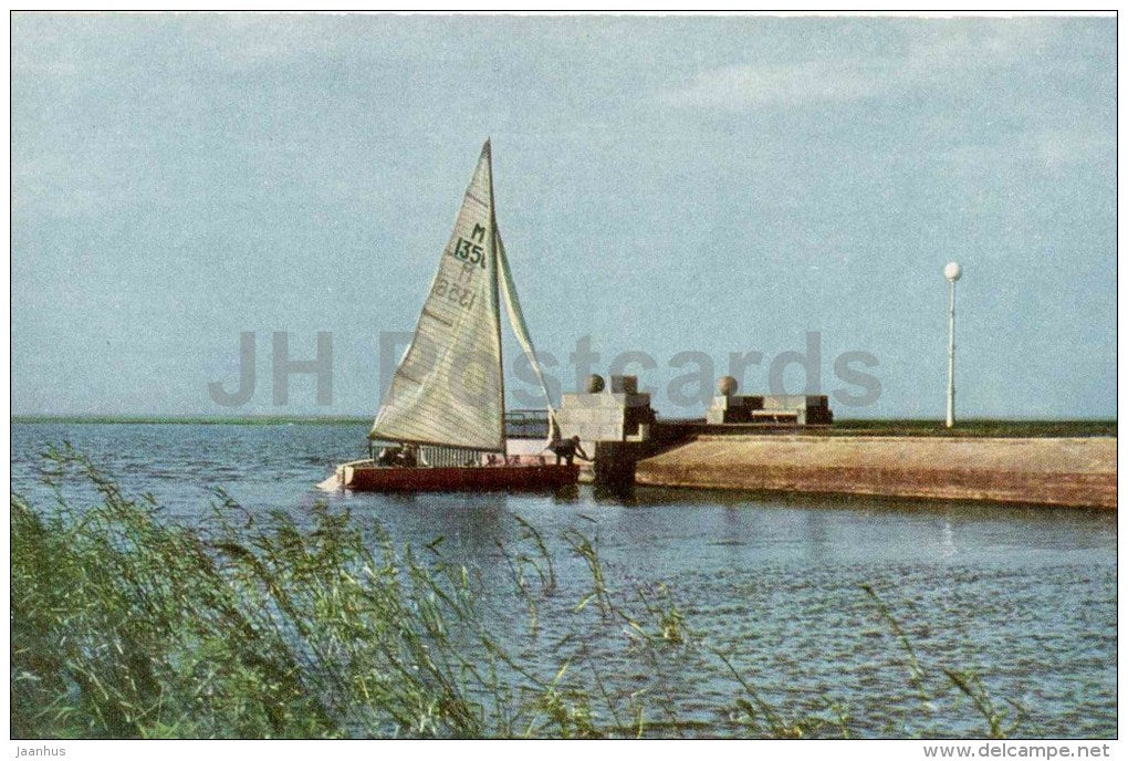 Sestroretsky-Razliv lake - landing place - sailing boat - Lenin Museum - Razliv - 1968 - Russia USSR - unused - JH Postcards