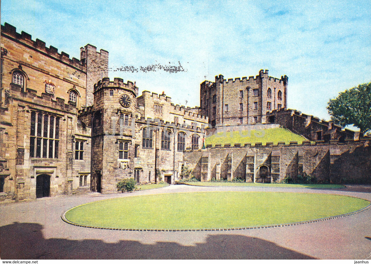 Durham Castle - The Courtyard - 6642 - England - United Kingdom - unused - JH Postcards