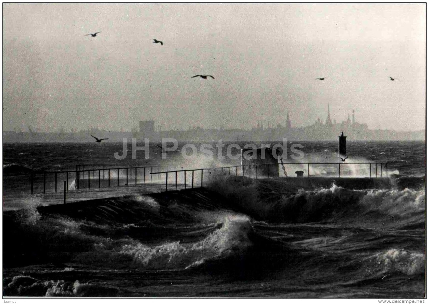 Stormy sea - Tallinn - 1973 - Estonia USSR - unused - JH Postcards