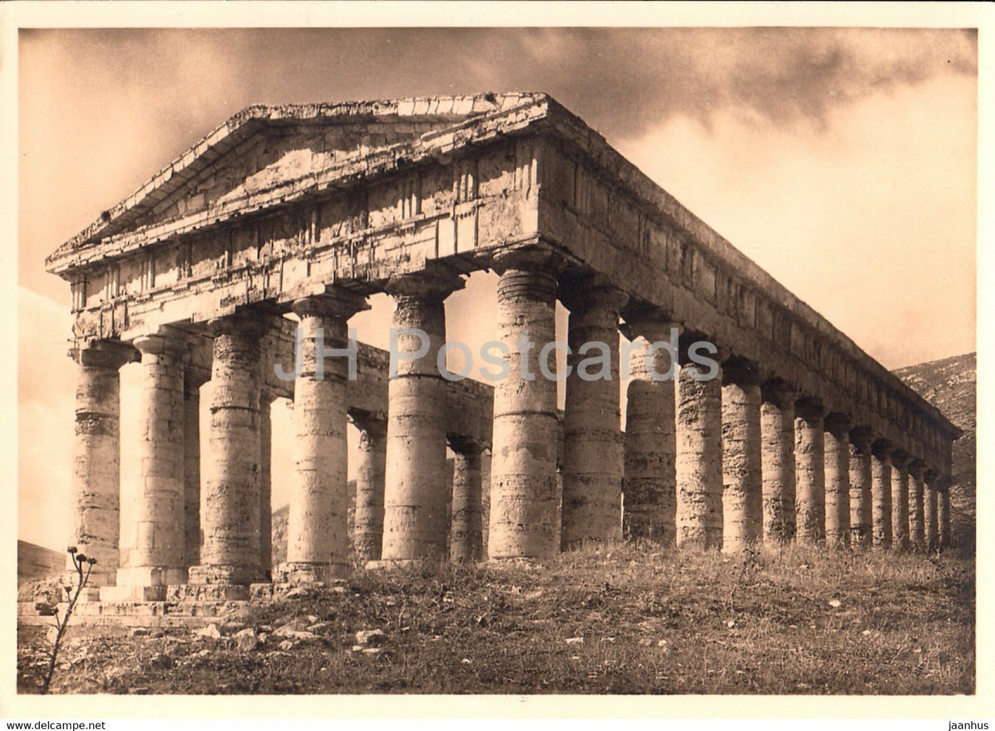 Segesta Temple - Sicily - Ancient Greece - old postcard - Italy - unused - JH Postcards