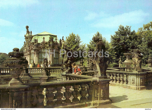 Dresden Zwinger - Zwingerterrasse mit Wallpavillon - palace - DDR Germany - unused - JH Postcards