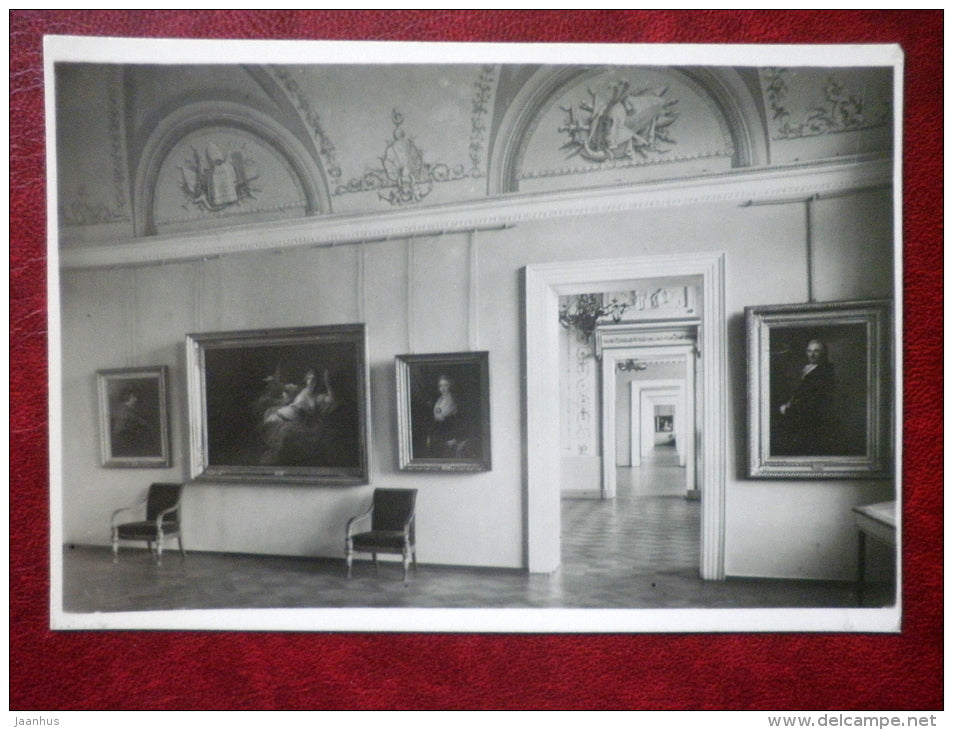 Hall of German Art  -The State Hermitage Museum - Leningrad - St. Petersburg - old photo postcard - Russia USSR - unused - JH Postcards