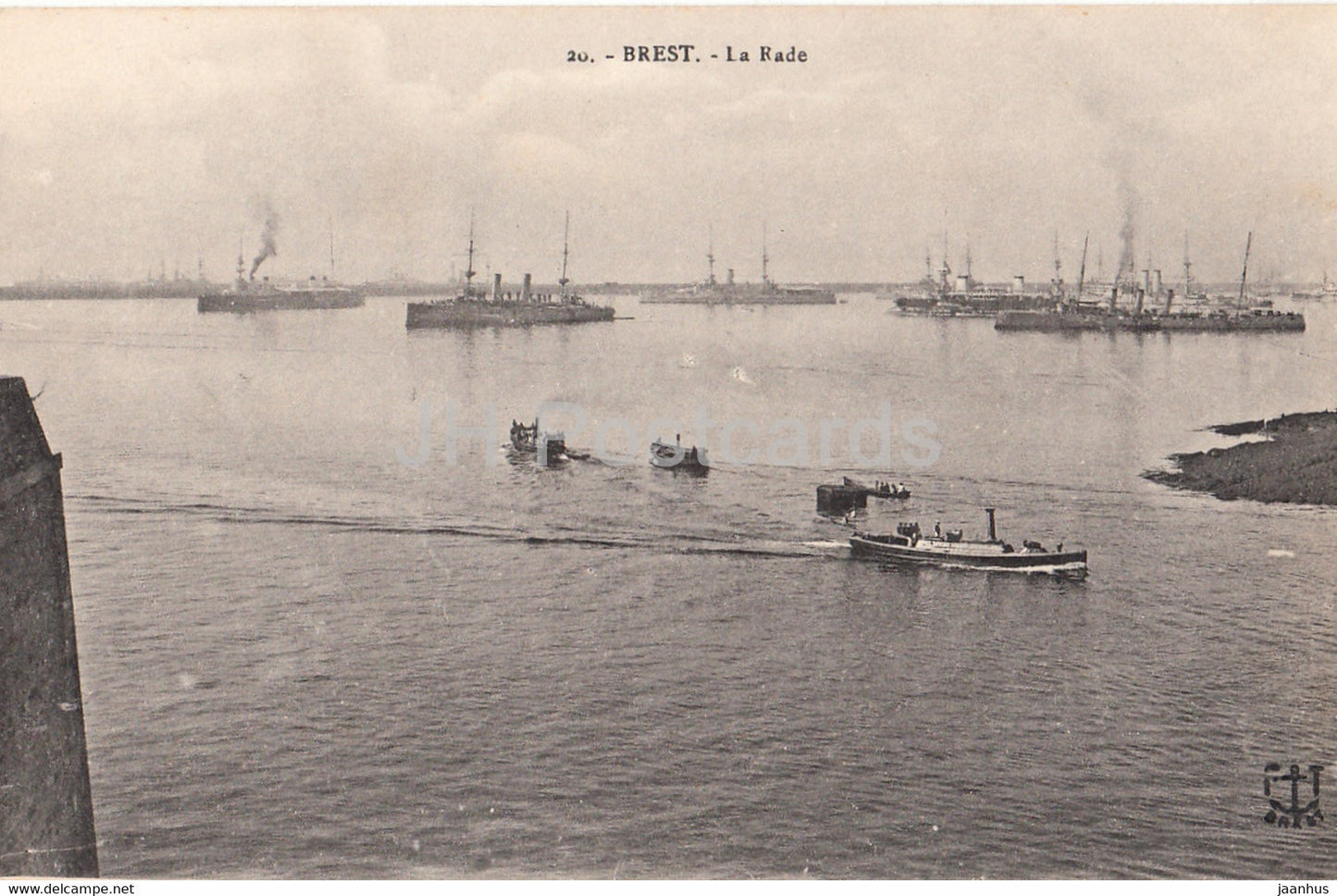 Brest - La Rade - ship - 20 - old postcard - France - unused - JH Postcards