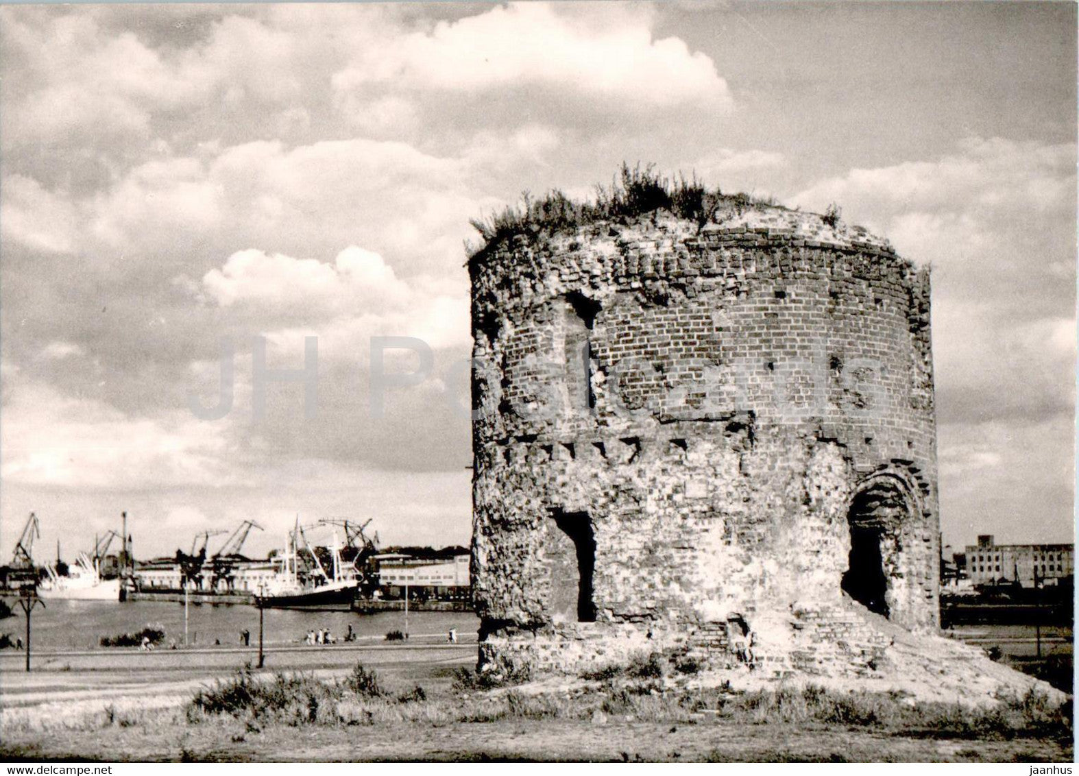 Szczecin - Gotycka Baszta - The Seven Mantles gothic tower - Poland - unused - JH Postcards