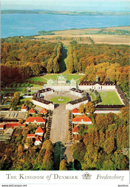 Fredensborg castle - T 34 - Denmark - unused - JH Postcards