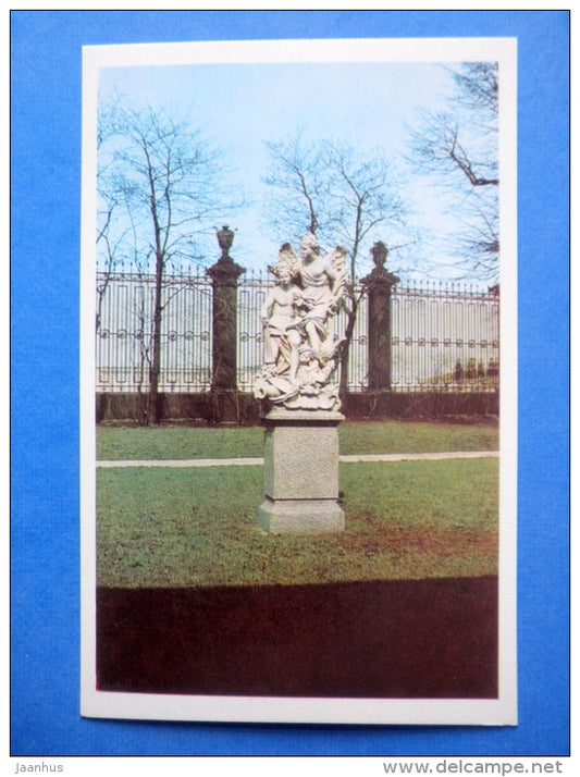 sculptural group Peace and Abundance - The Summer Gardens - Leningrad - St. Petersburg - 1971 - Russia USSR - unused - JH Postcards