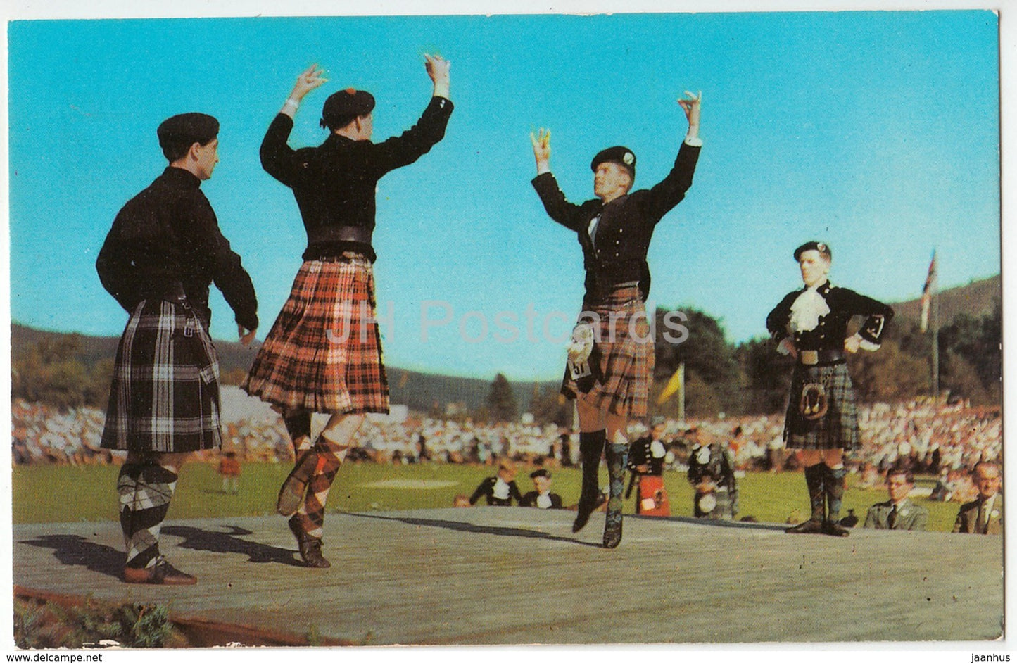 Highland Dancers - PT34983 - United Kingdom - Scotland - used - JH Postcards