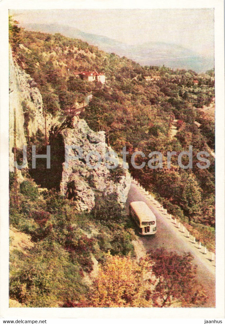 Upper road from Yalta to Sevastopol - bus - Black Sea Coast - 1961 - Ukraine USSR - unused - JH Postcards