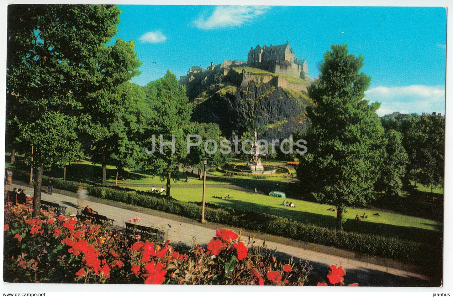 Edinburgh Castle from the Gardens - PT36577 - United Kingdom - Scotland - unused - JH Postcards