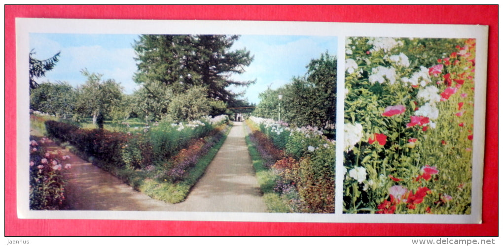 Valday Hydrological Research Laboratory - flowers - Valday - 1978 - USSR Russia - unused - JH Postcards