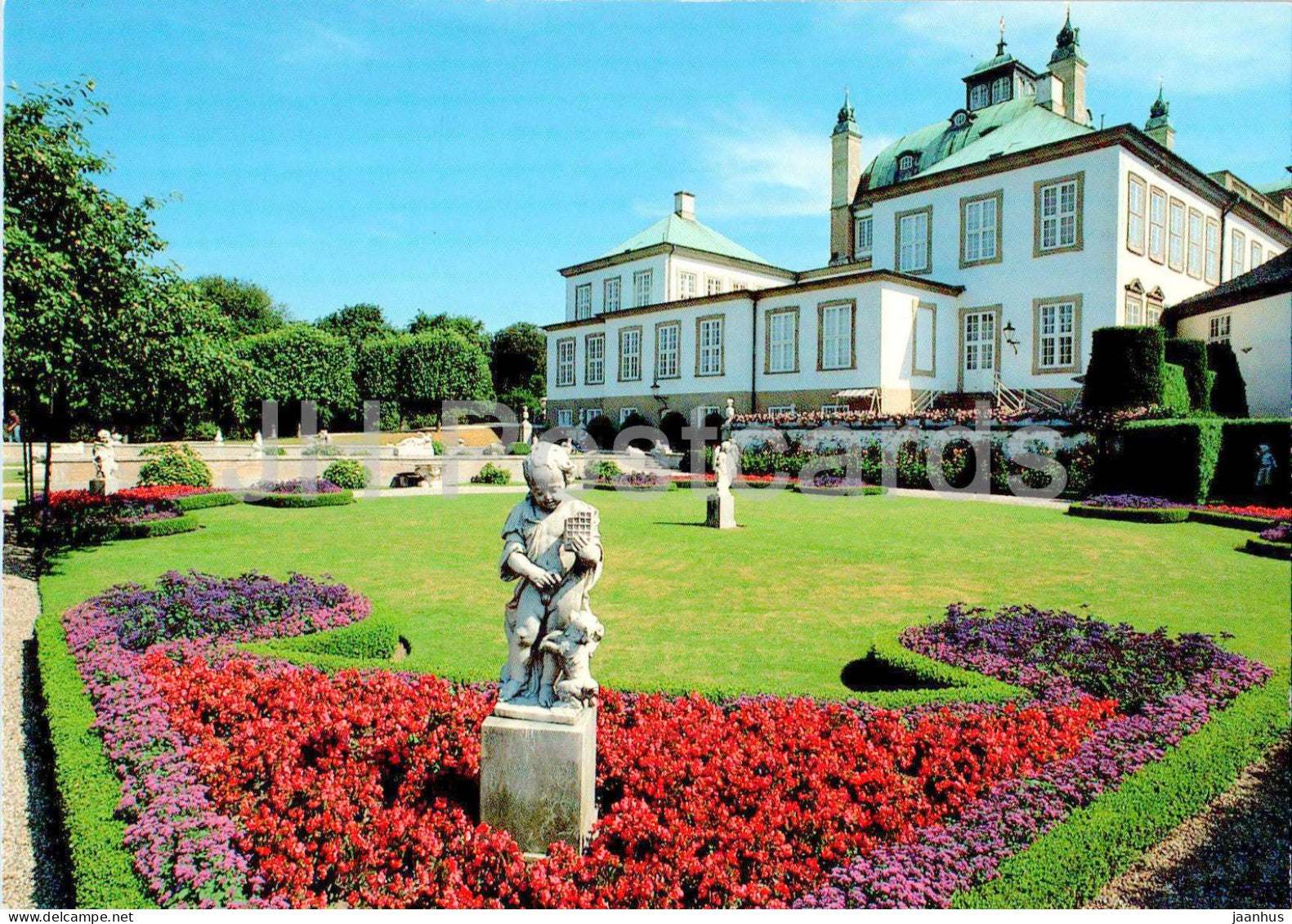 Fredensborg slot - castle -  FRD 2 - Denmark - unused - JH Postcards