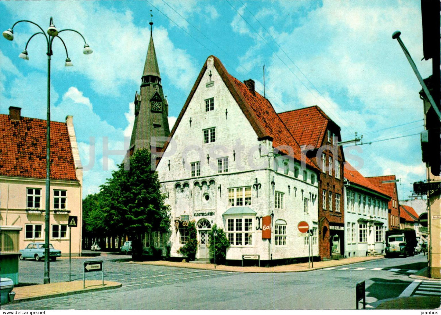 Tonder - Torvet med Kirken - The square with the church - 49 - Denmark - unused - JH Postcards