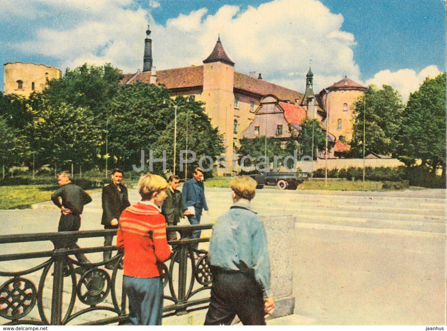 Riga - Komsomol Embankment - old postcard - Latvia USSR - unused - JH Postcards