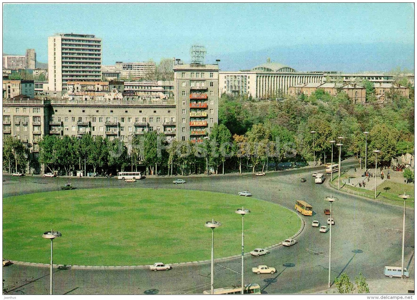 Heroe´s square - bus Ikarus - Tbilisi - postal stationery - AVIA - 1981 - Georgia USSR - unused - JH Postcards