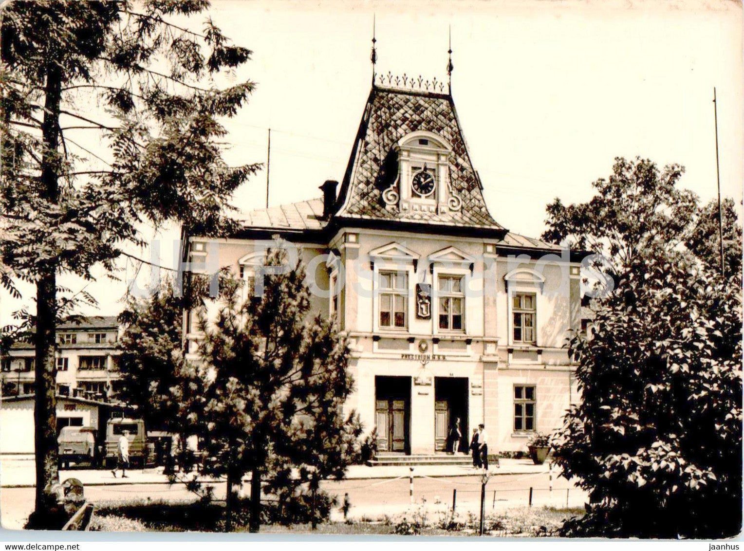 Lesko - Siedziba Miejskiej Rady Narodowej - The seat of the Municipal National Council - Poland - unused - JH Postcards