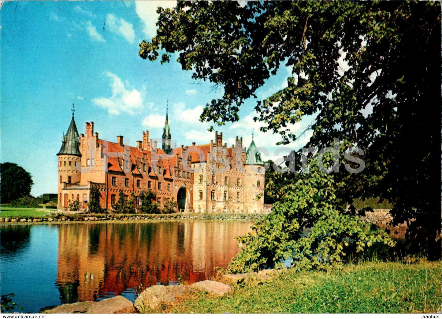 Egeskov - castle - 149 - 1981 - Denmark - used - JH Postcards