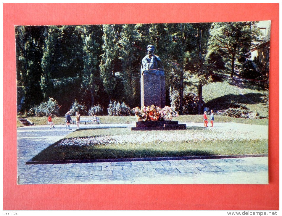 monument to Ivan Franko - monument - Kiev - Kyiv - 1970 - Ukraine USSR - unused - JH Postcards