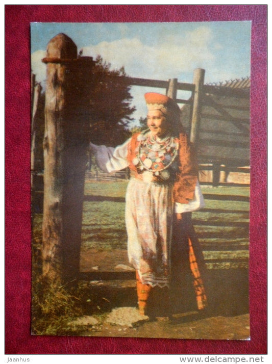 Estonian Folk Costumes - a woman from the district of Läänemaa - 1969 - Estonia USSR - unused - JH Postcards